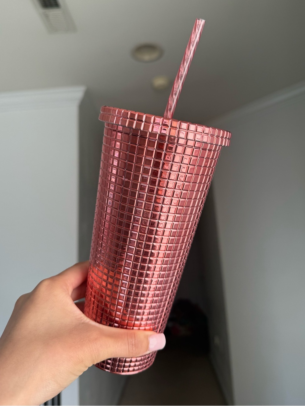 80s Aesthetic Tile Pink Rose Gold Tumbler (24 oz)
